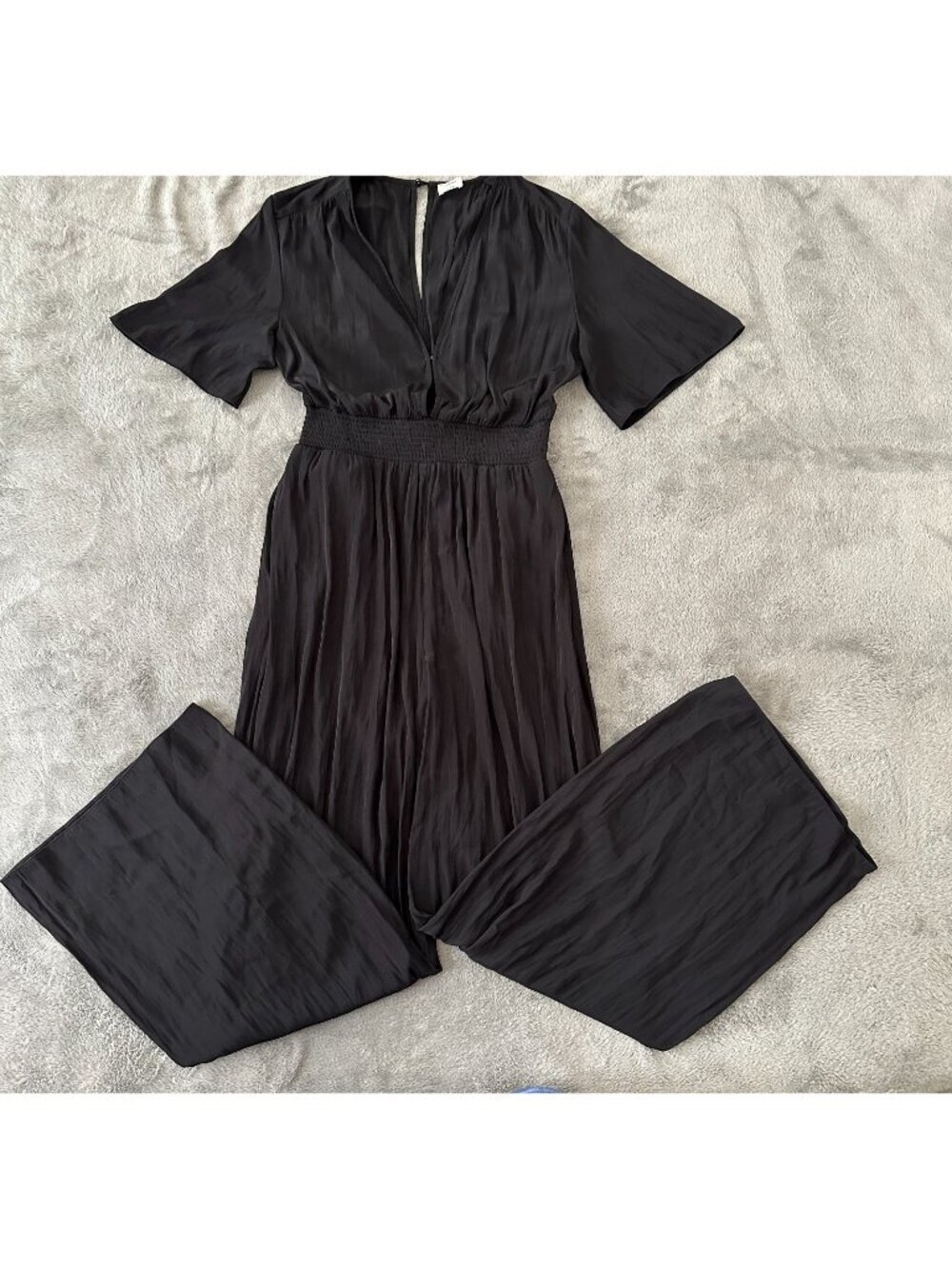 Wilfred Black Short Sleeve Wide Leg Jumpsuit Women's SMALL Silky Classic
